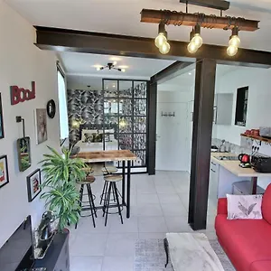 Appartement Centre-ville Avec Terrasse Indus, Vannes